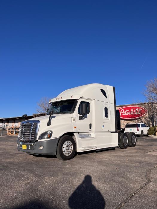 2020 Freightliner Cascadia-0
