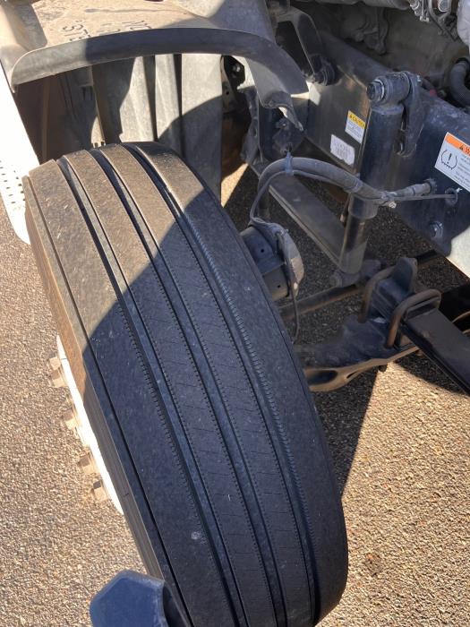 2020 Freightliner Cascadia-19