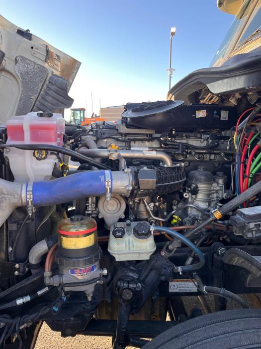 2020 Freightliner Cascadia-22