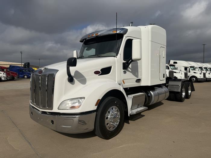 2020 Peterbilt 579-0