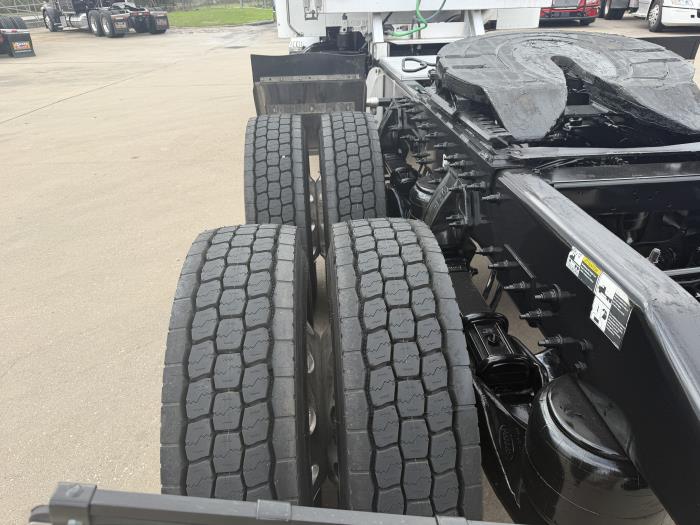 2020 Peterbilt 579-11