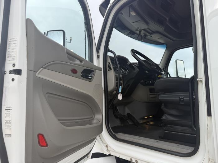 2020 Peterbilt 579-25