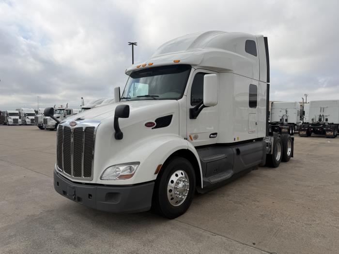 2021 Peterbilt 579-1