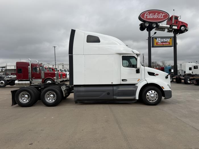 2021 Peterbilt 579-6