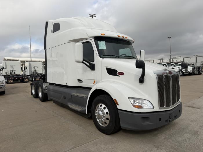 2021 Peterbilt 579-7