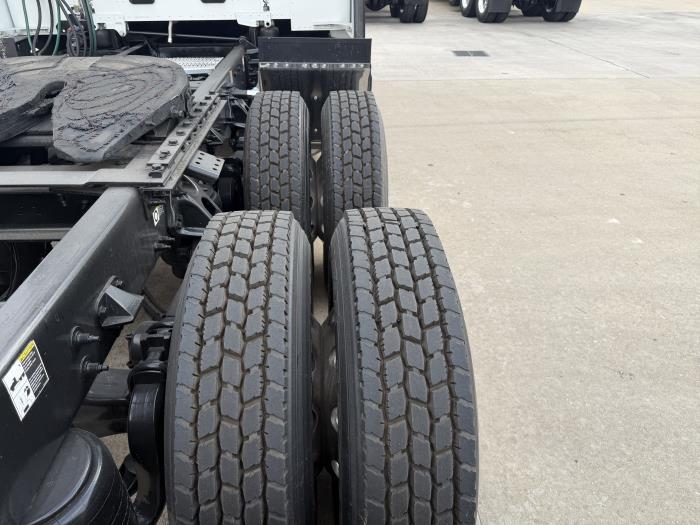 2021 Peterbilt 579-11