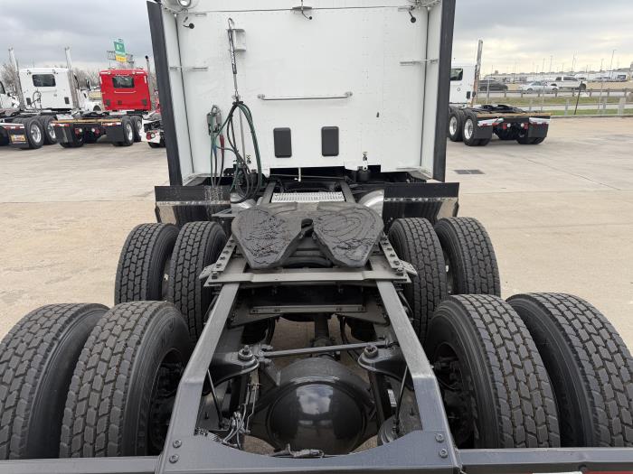 2021 Peterbilt 579-13