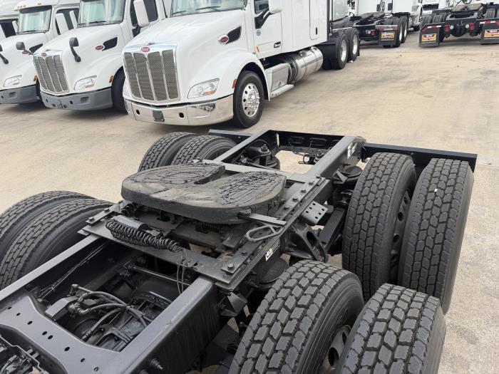 2021 Peterbilt 579-14