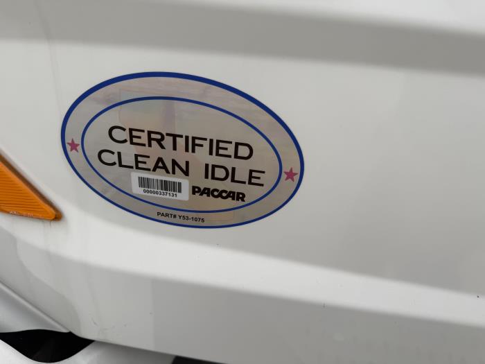 2021 Peterbilt 579-15