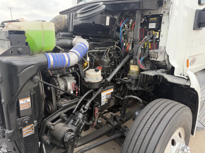 2021 Peterbilt 579-16