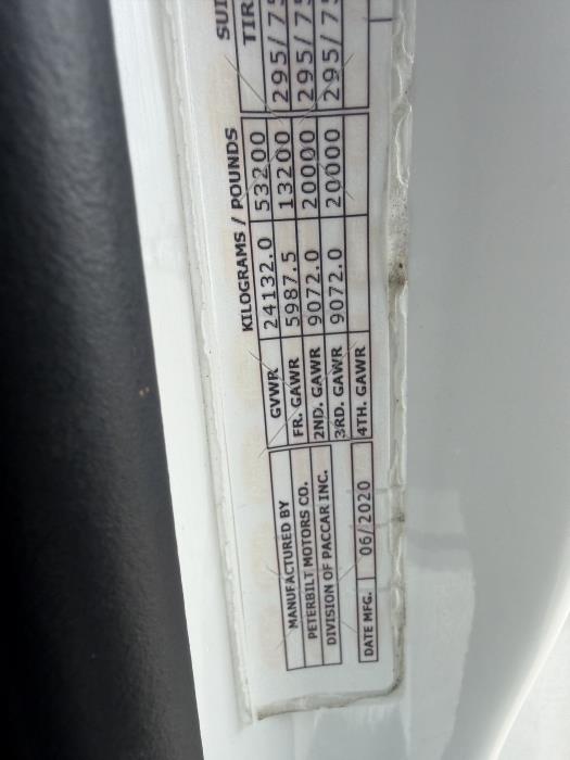 2021 Peterbilt 579-26