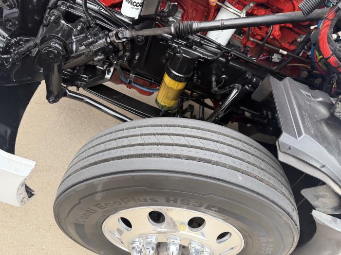 2024 Peterbilt 579-17