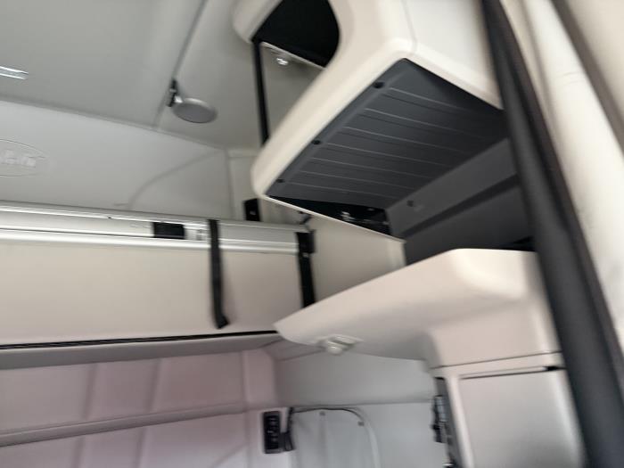 2024 Peterbilt 579-29