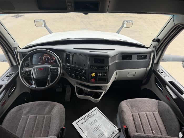 2024 Peterbilt 579-34
