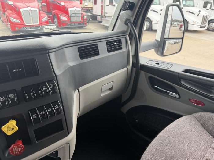 2024 Peterbilt 579-35