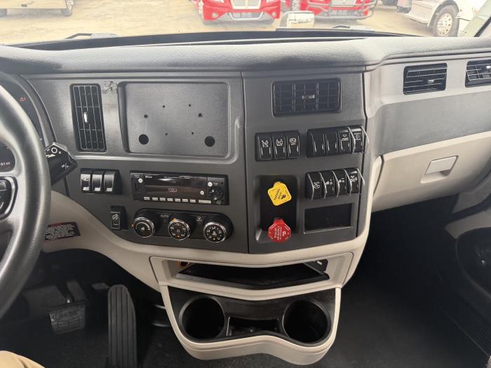 2024 Peterbilt 579-36