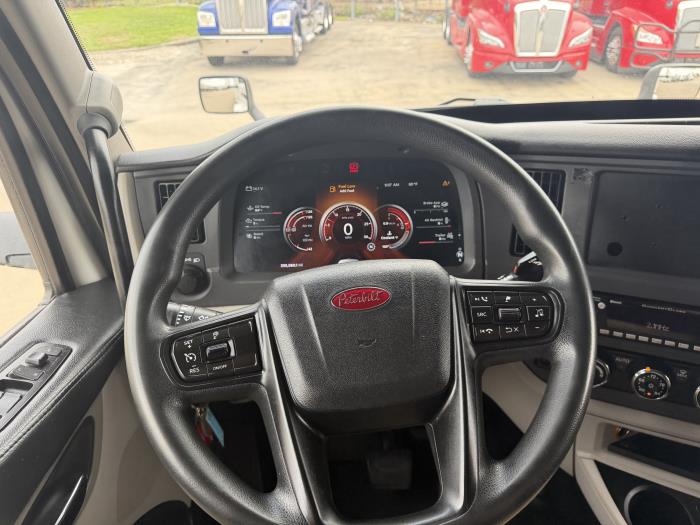 2024 Peterbilt 579-37