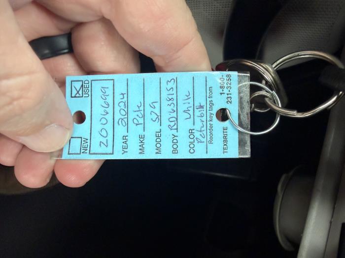 2024 Peterbilt 579-39