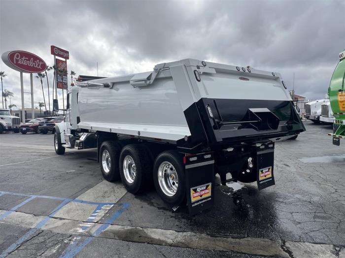 2027 Peterbilt 567-8