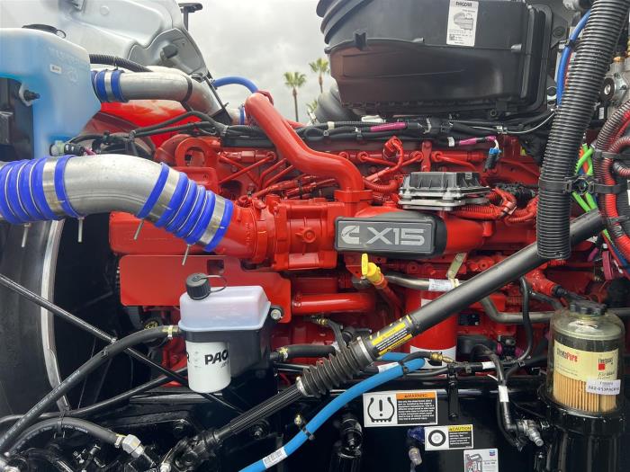 2027 Peterbilt 567-13