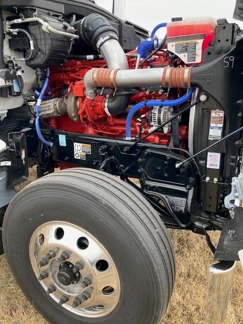 2027 Peterbilt 567-2