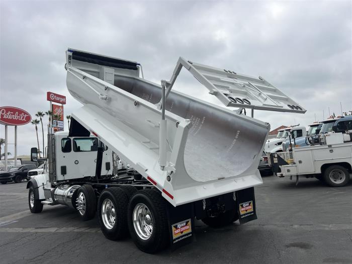 2027 Peterbilt 567-29