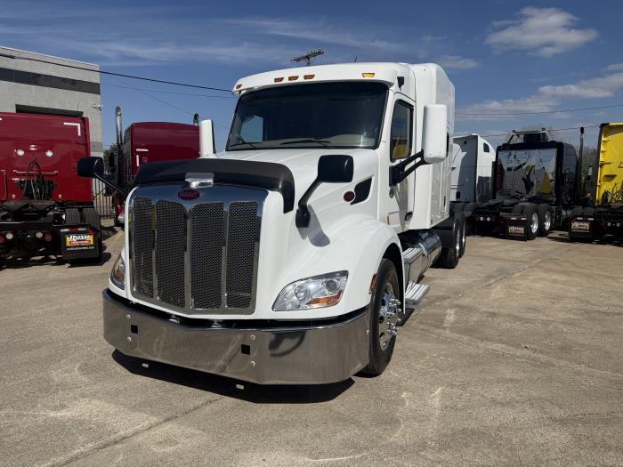 2022 Peterbilt 579-21