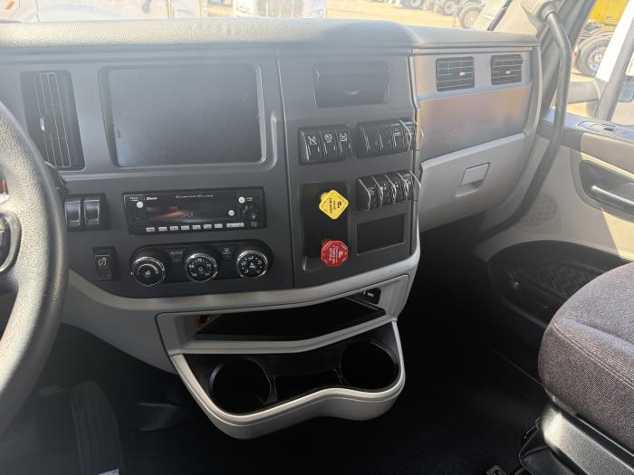 2024 Peterbilt 579-6