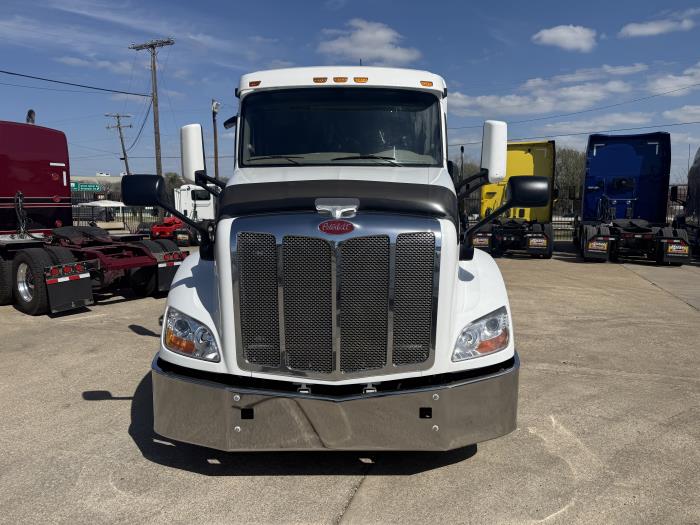 2022 Peterbilt 579-23