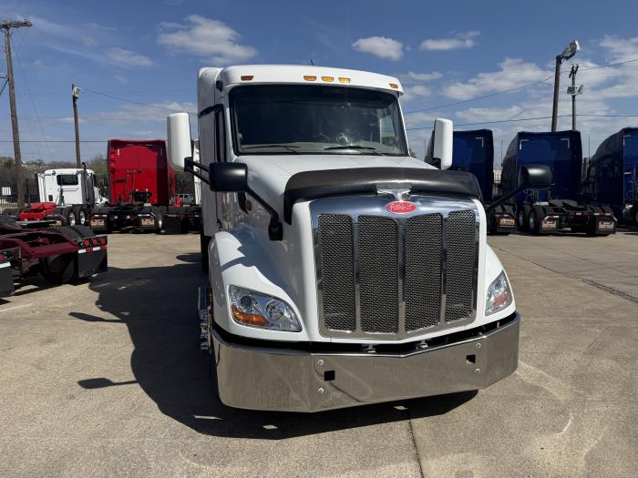 2022 Peterbilt 579-24