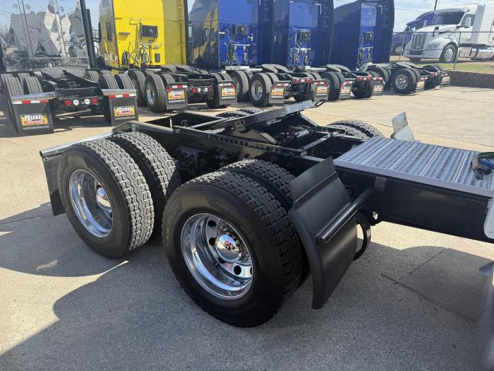 2022 Peterbilt 579-3