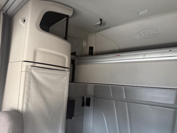 2024 Peterbilt 579-3