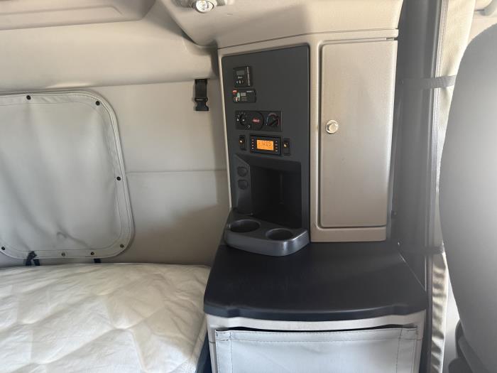 2024 Peterbilt 579-15