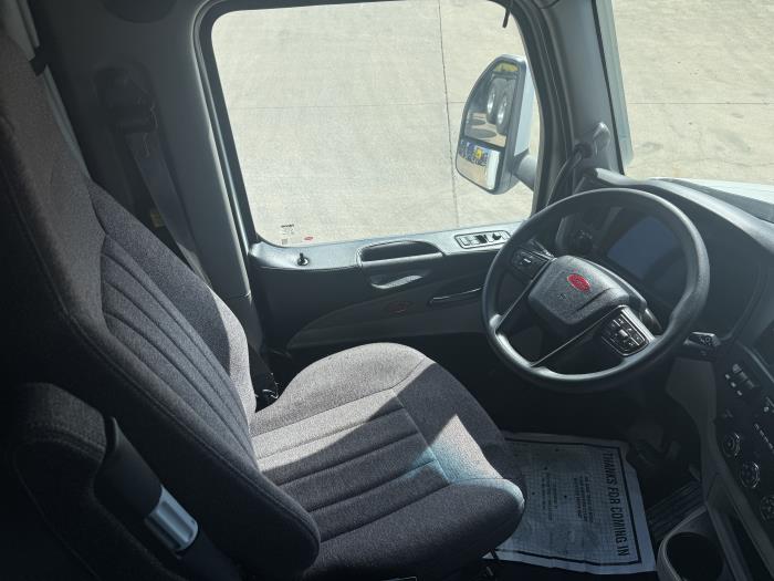 2024 Peterbilt 579-16