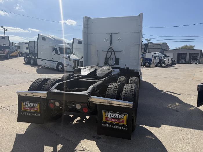 2022 Peterbilt 579-32