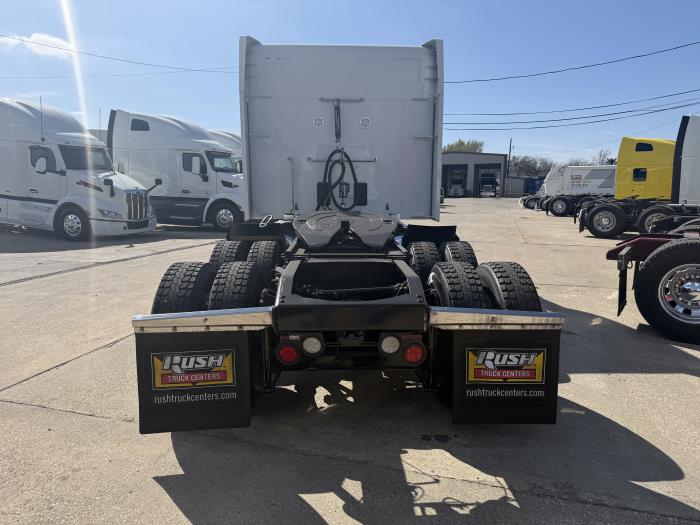 2022 Peterbilt 579-33