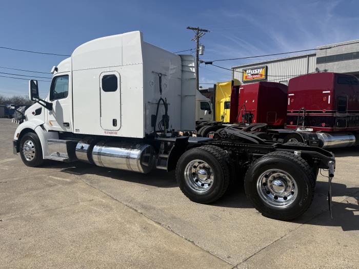 2022 Peterbilt 579-36