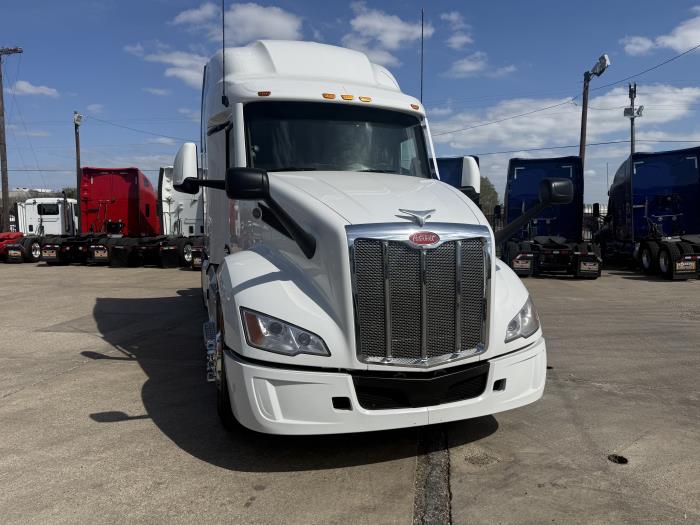 2024 Peterbilt 579-25
