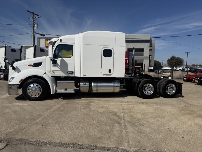 2022 Peterbilt 579-39