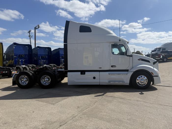 2024 Peterbilt 579-31