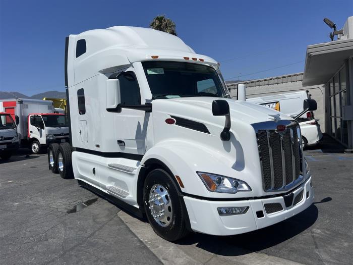2026 Peterbilt 579-4