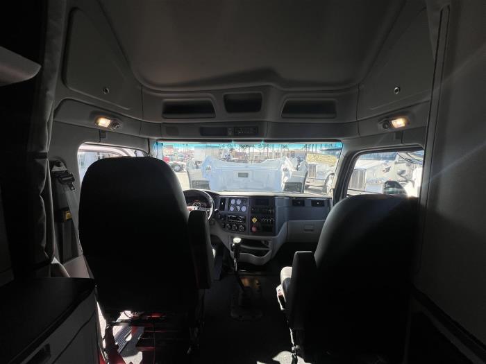 2026 Peterbilt 579-35