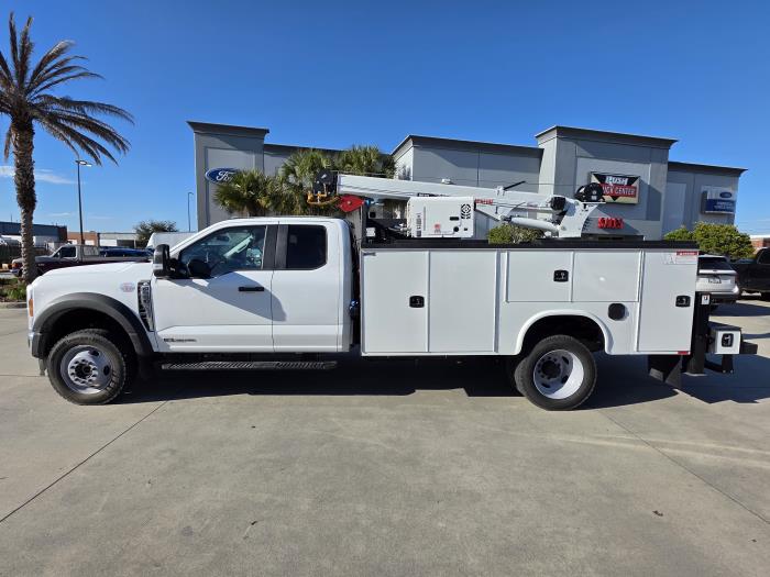 2026 Ford F-550-8
