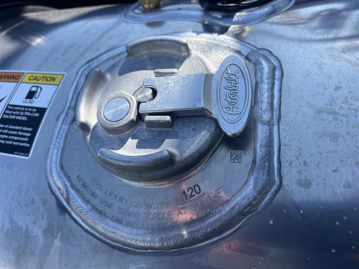 2027 Peterbilt 589-4