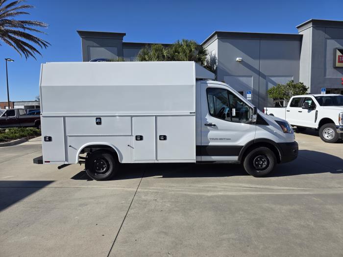 2025 Ford Transit-350-4