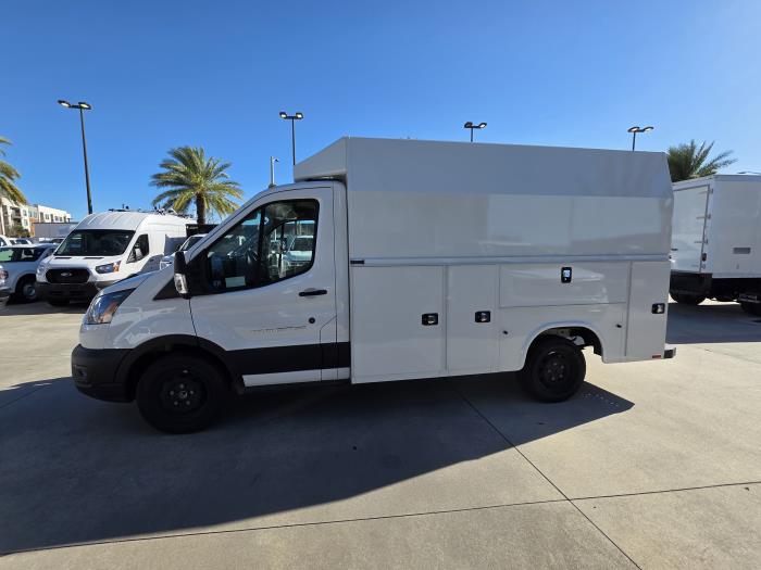 2025 Ford Transit-350-8