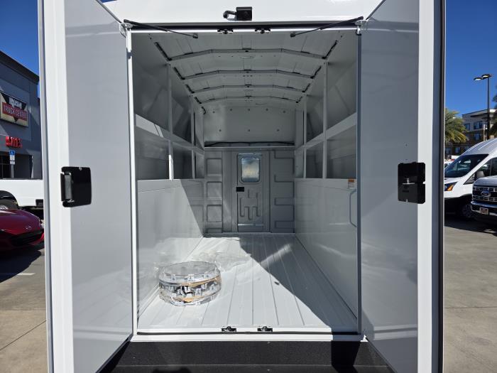 2025 Ford Transit-350-12