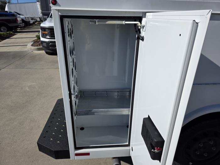 2025 Ford Transit-350-19