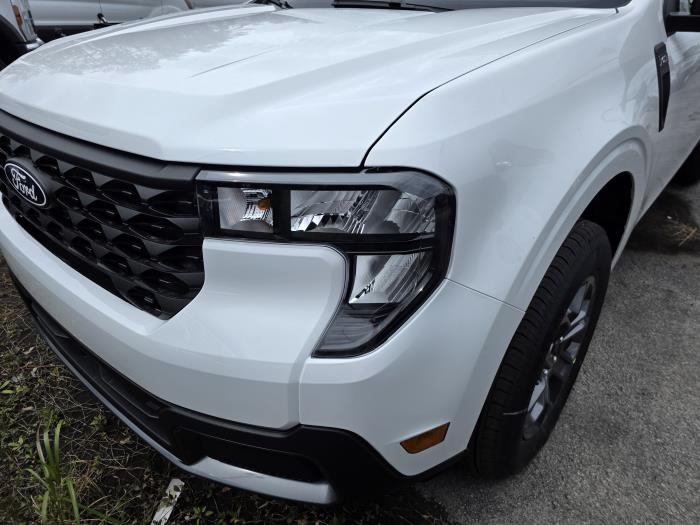 2026 Ford Maverick-8