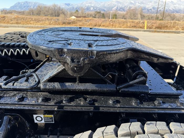 2027 Peterbilt 567-10